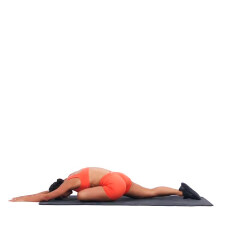 Pigeon Stretch 
  loading=